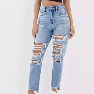 American Eagle Outfitters Light Blue Distressed Mom Jeans 2S
